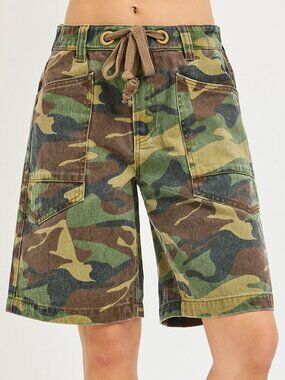 Camo Print Slouchy Jorts with Eyelet Drawstring